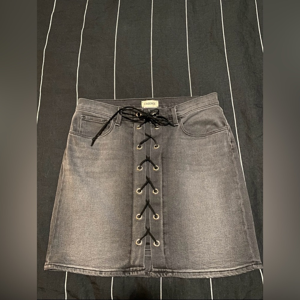 L’AGENCE Portia Front Lace Up Skirt - Sz 28